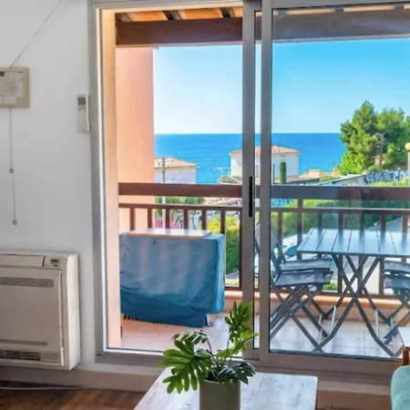 Vue Proche De Renécros Appartement *